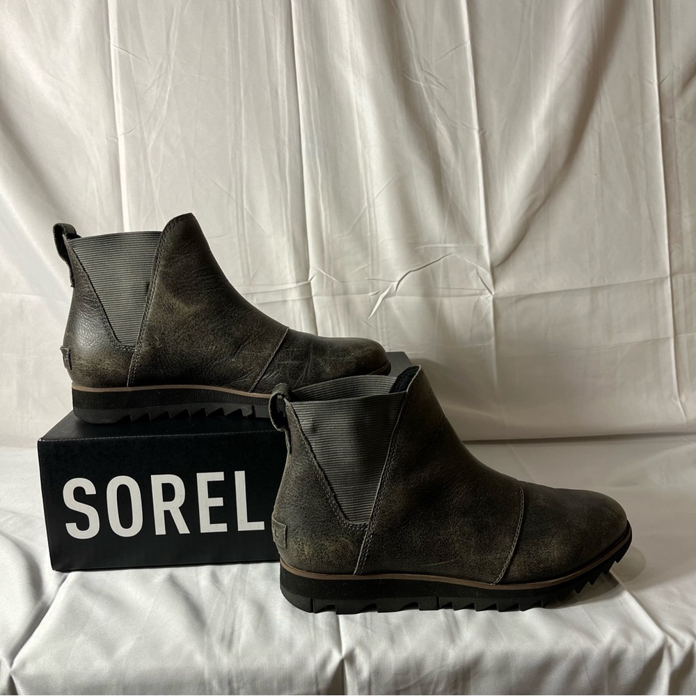 Sorel Harlow Chelsea Boot gray 6
